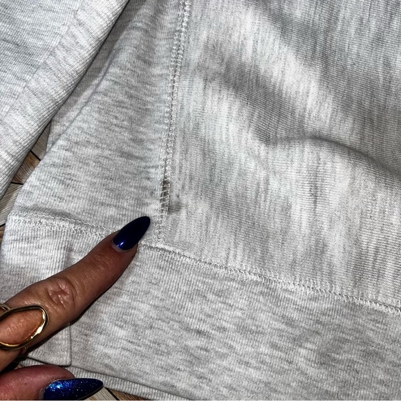 Champion UMASS Reverse Weave‎ Crew Neck Heavyweight Sweatshirt Large Gray Cotton - Picture 7 of 13